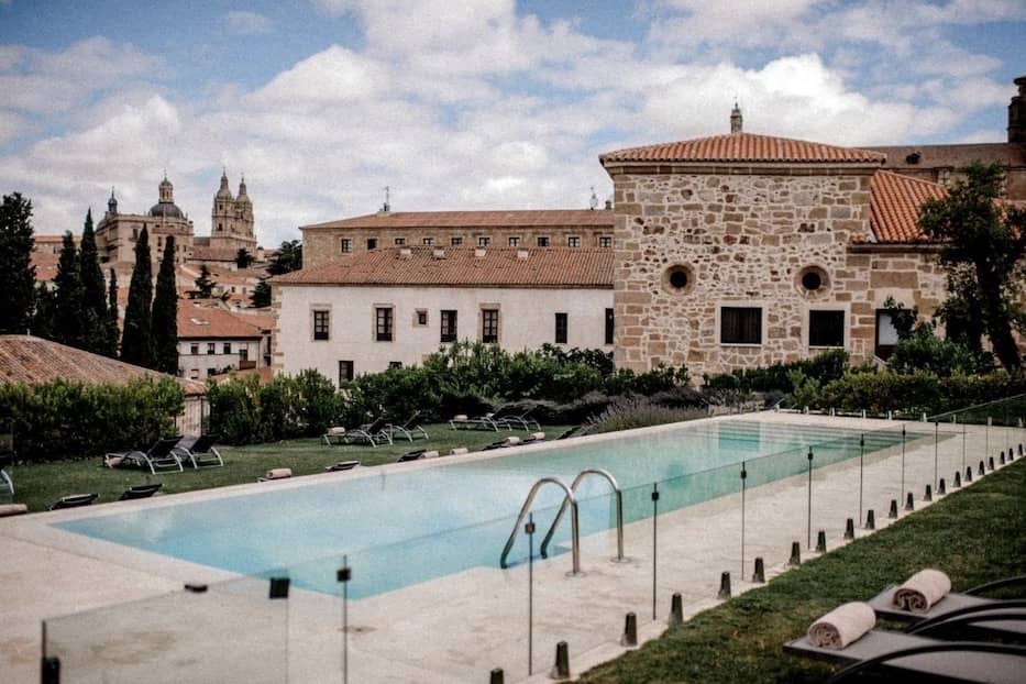 Experience Luxury and Charm: Top 5 Hotels in Salamanca Province