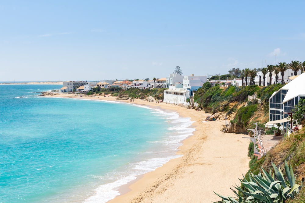 Discover the Top 5 Beaches in Cádiz for Sun, Sand, and Sea